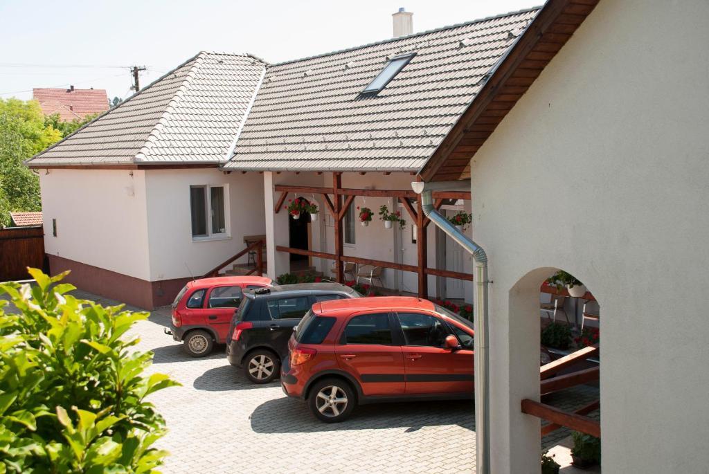 Polonia Apartman Lägenhet Egerszalók Exteriör bild